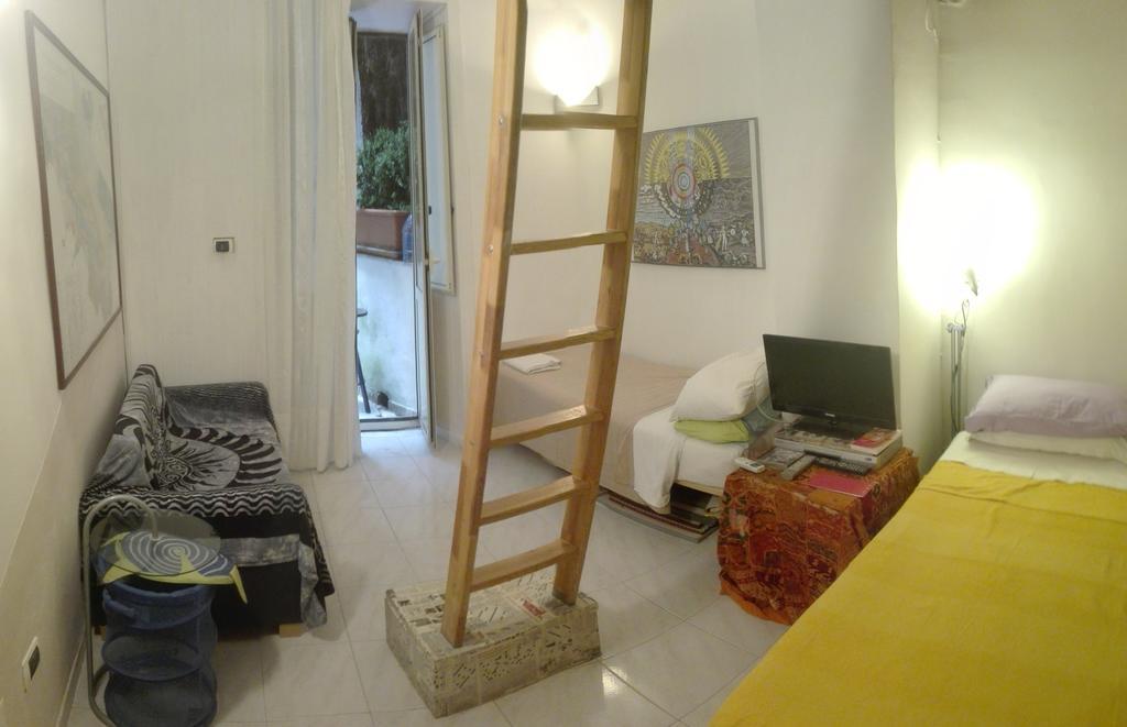 Buonanotte & Buongiorno Guesthouse Naples Extérieur photo